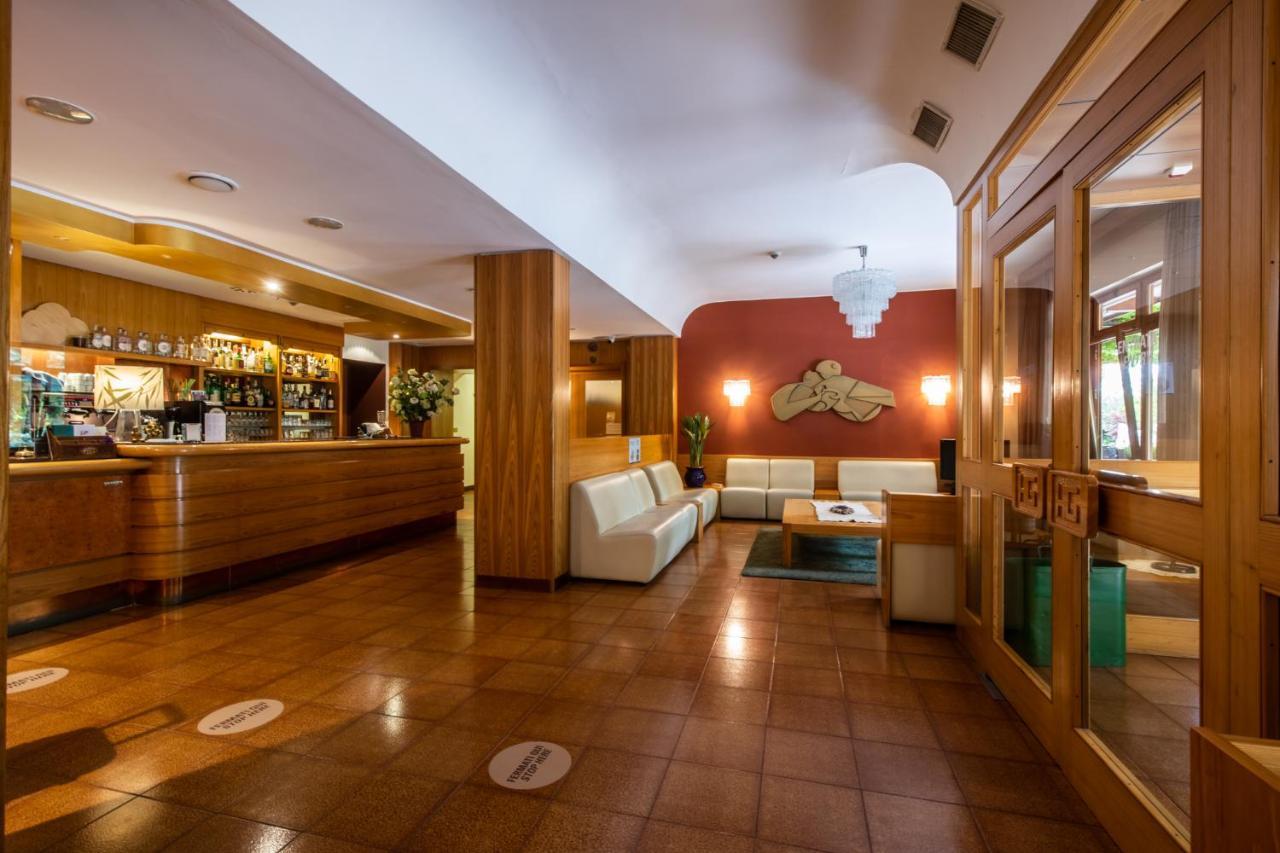 Hotel Centro Benessere Gardel Arta Terme Eksteriør billede