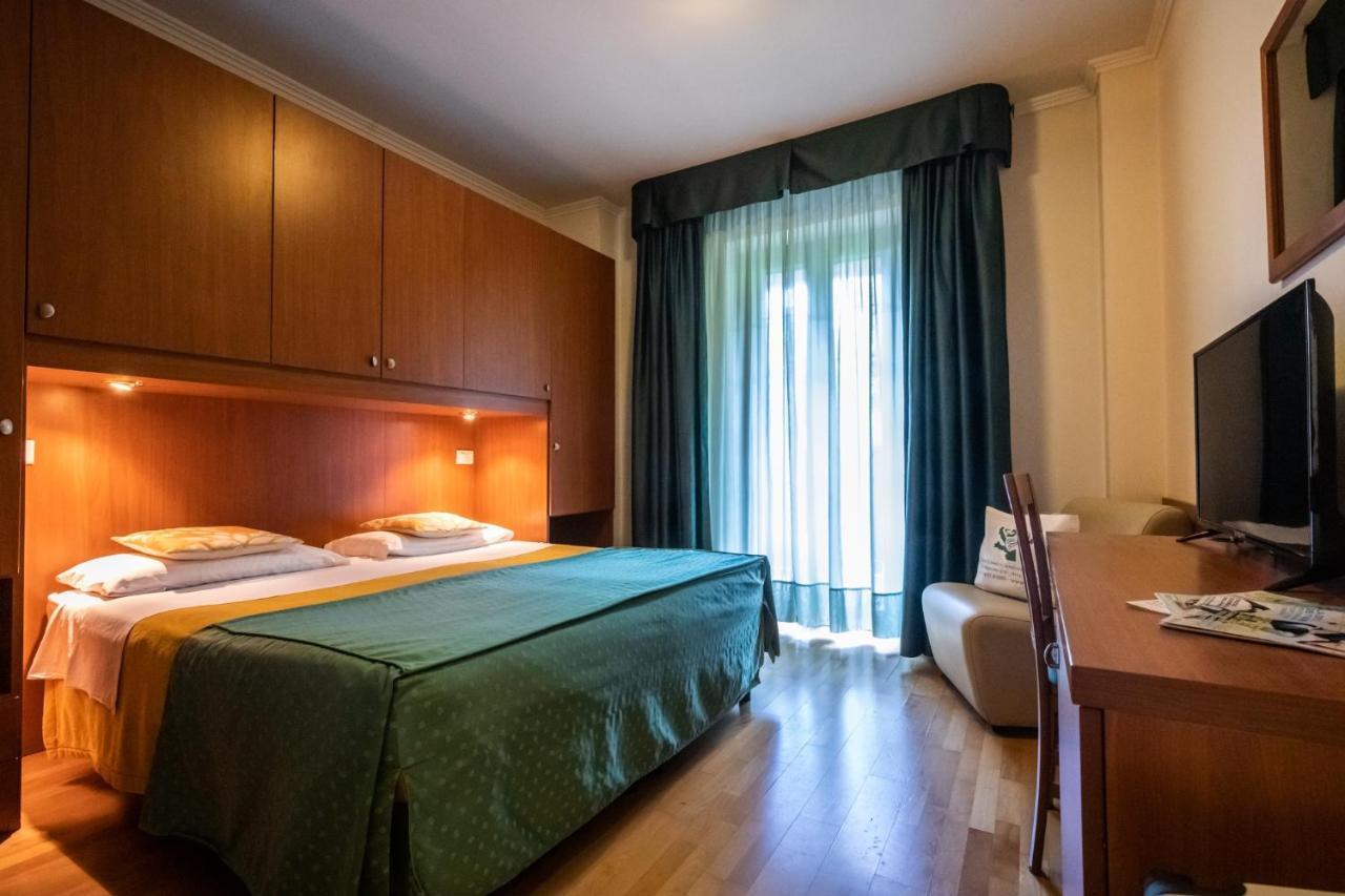 Hotel Centro Benessere Gardel Arta Terme Eksteriør billede