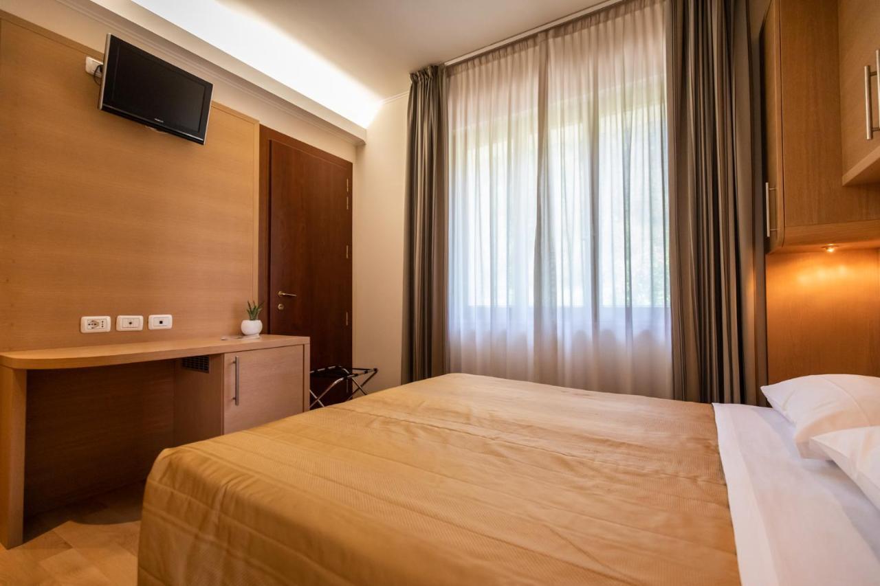 Hotel Centro Benessere Gardel Arta Terme Eksteriør billede