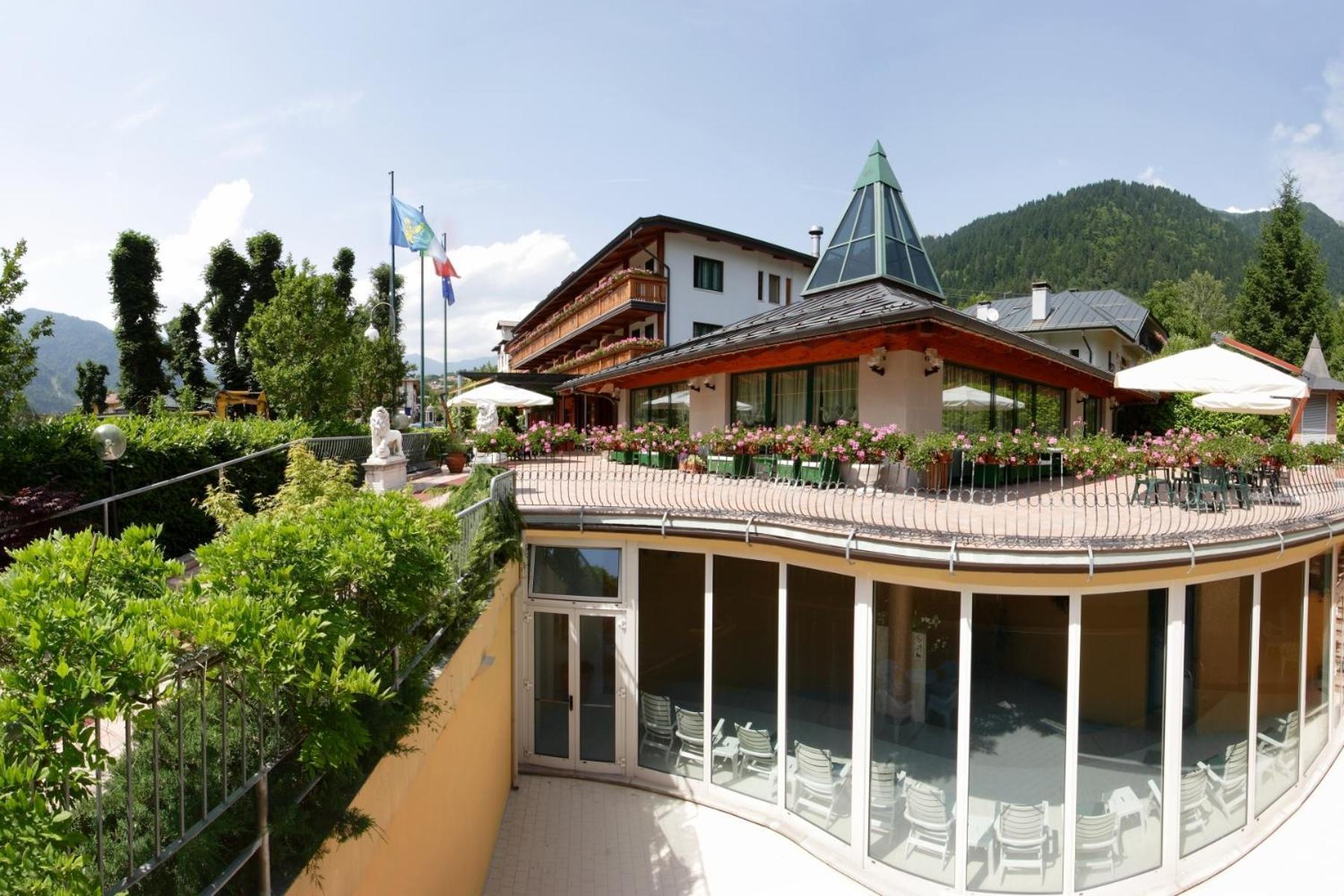 Hotel Centro Benessere Gardel Arta Terme Eksteriør billede